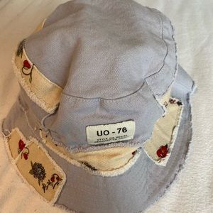 Urban Outfitters super cute bucket hat!